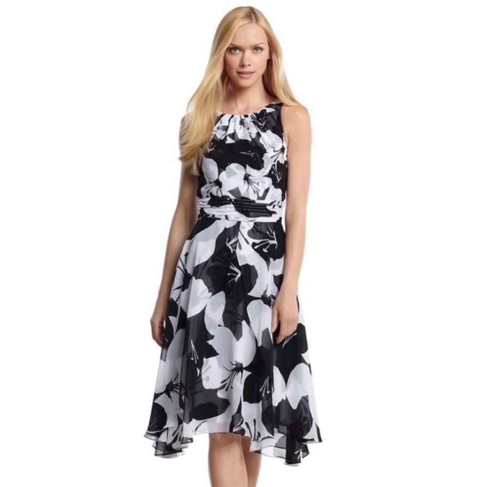 White House Black Market Sleeveless Black & White Floral Midi Dress Size 8 NWT